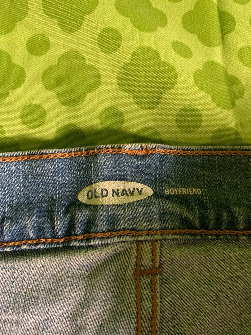 Take all shorts H&M Old Navy Universal Tread (Category: Shorts) located in Dagupan City. Submitted by downsizingthings (Listing ID 1226518203, Image 3). Description: Preloved shorts take all for 250 Fit to size 27 -28.