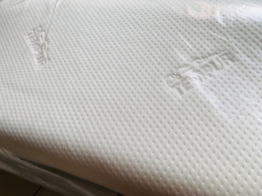 Tempur Original Pillow Brand New, Original and In Packaging