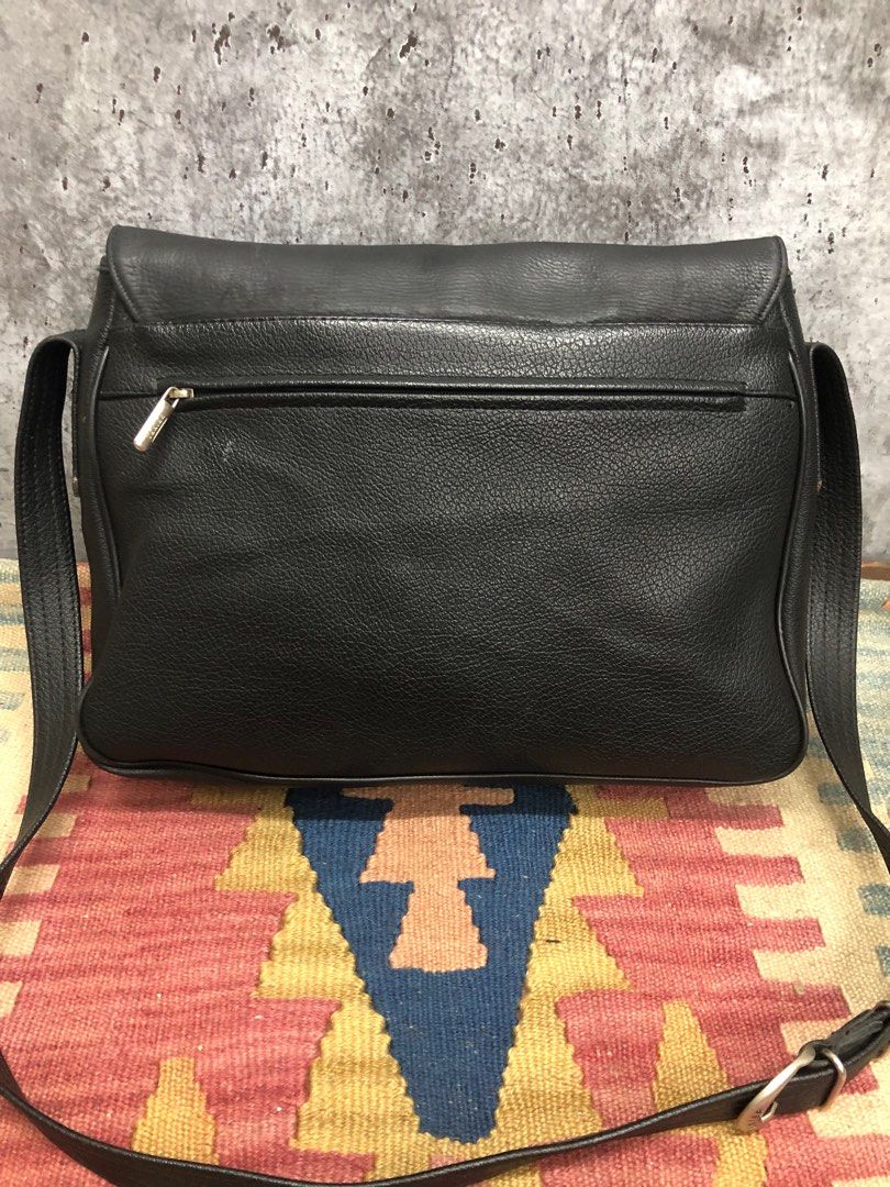 Texier Leather Sling Bag