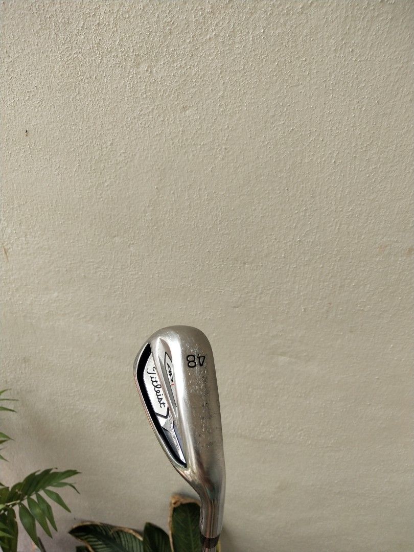 Titleist AP1 718 PITCHING WEDGE 48 DEGREE, Sports Equipment, Sports