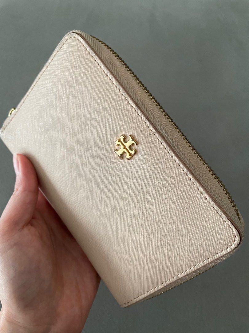 Tory Burch blush pink zip wallet on Carousell