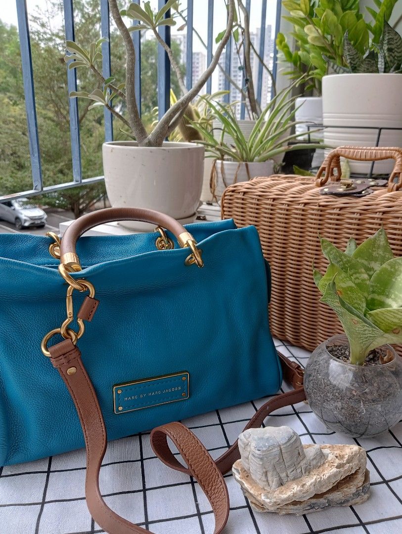 Marc by marc jacobs too hot hotsell to handle satchel
