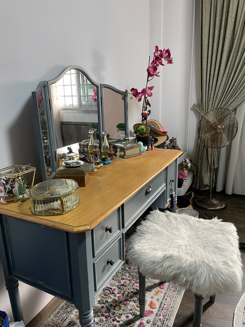 Vintage look Dressing Table With Mirror in blue, Furniture & Home