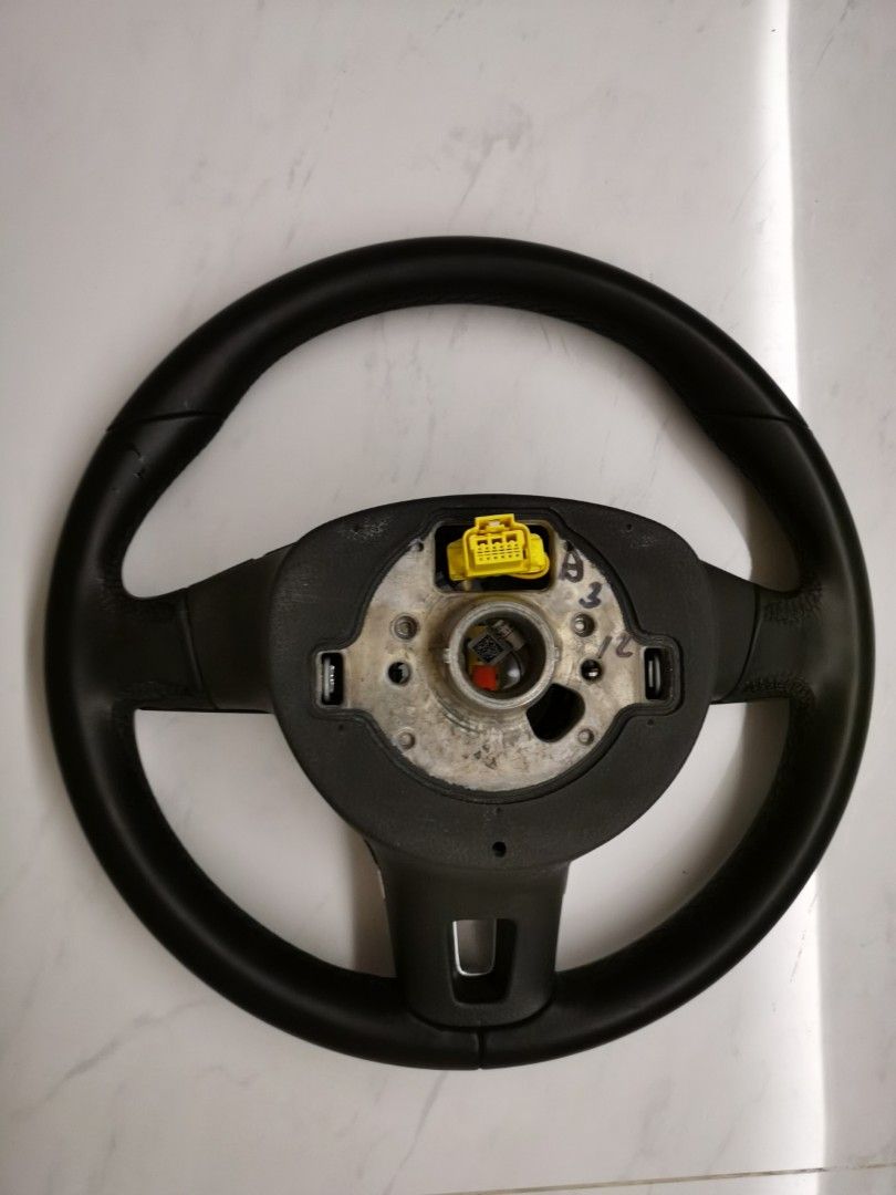 Vw Steering Wheel with airbag, Car Accessories, Accessories on Carousell