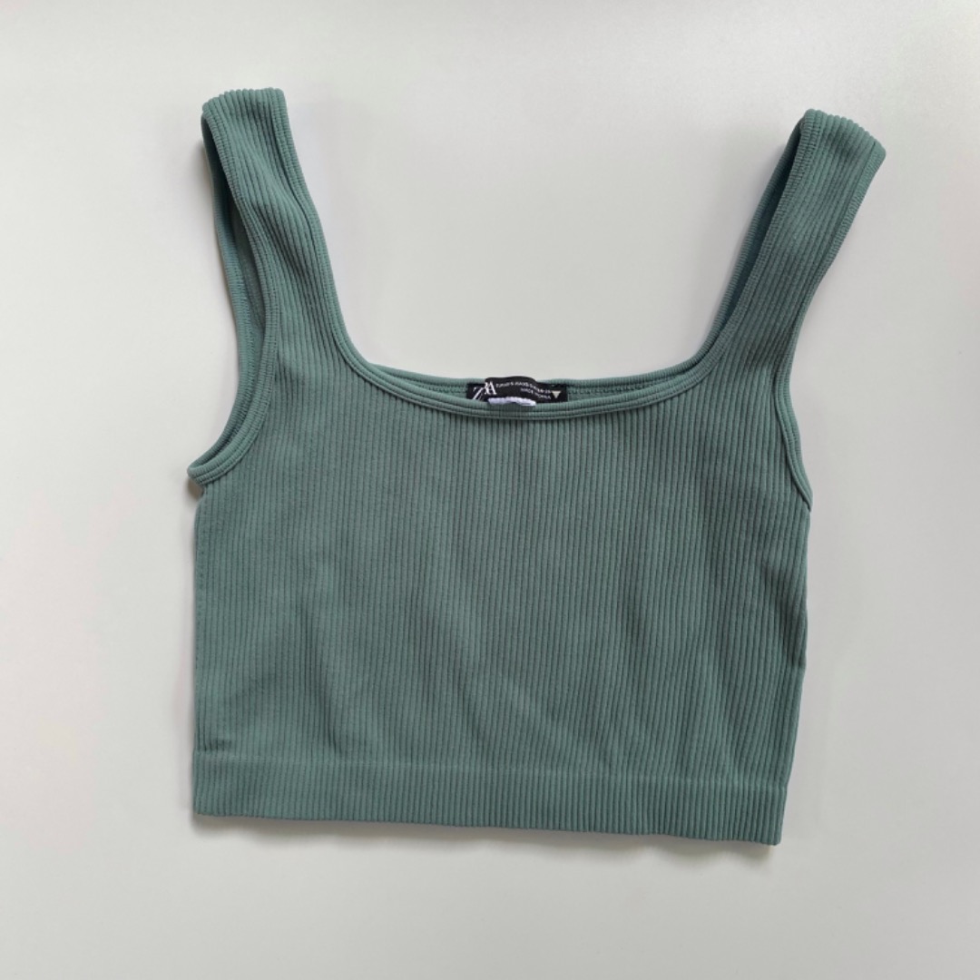 Zara Seamless Crop Top, Women's Fashion, Tops, Sleeveless on Carousell