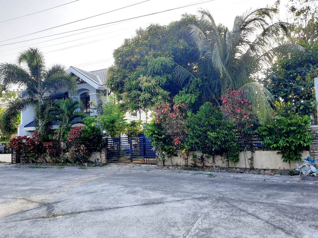 3Bedroom 2Storey House, 276 sqm Lot and 80 sqm Floor, Barangay Mansilingan, Bacolod City