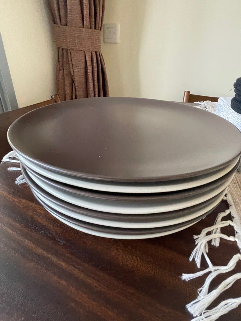 8 Ikea dinner plates, Furniture & Home Living, Kitchenware & Tableware