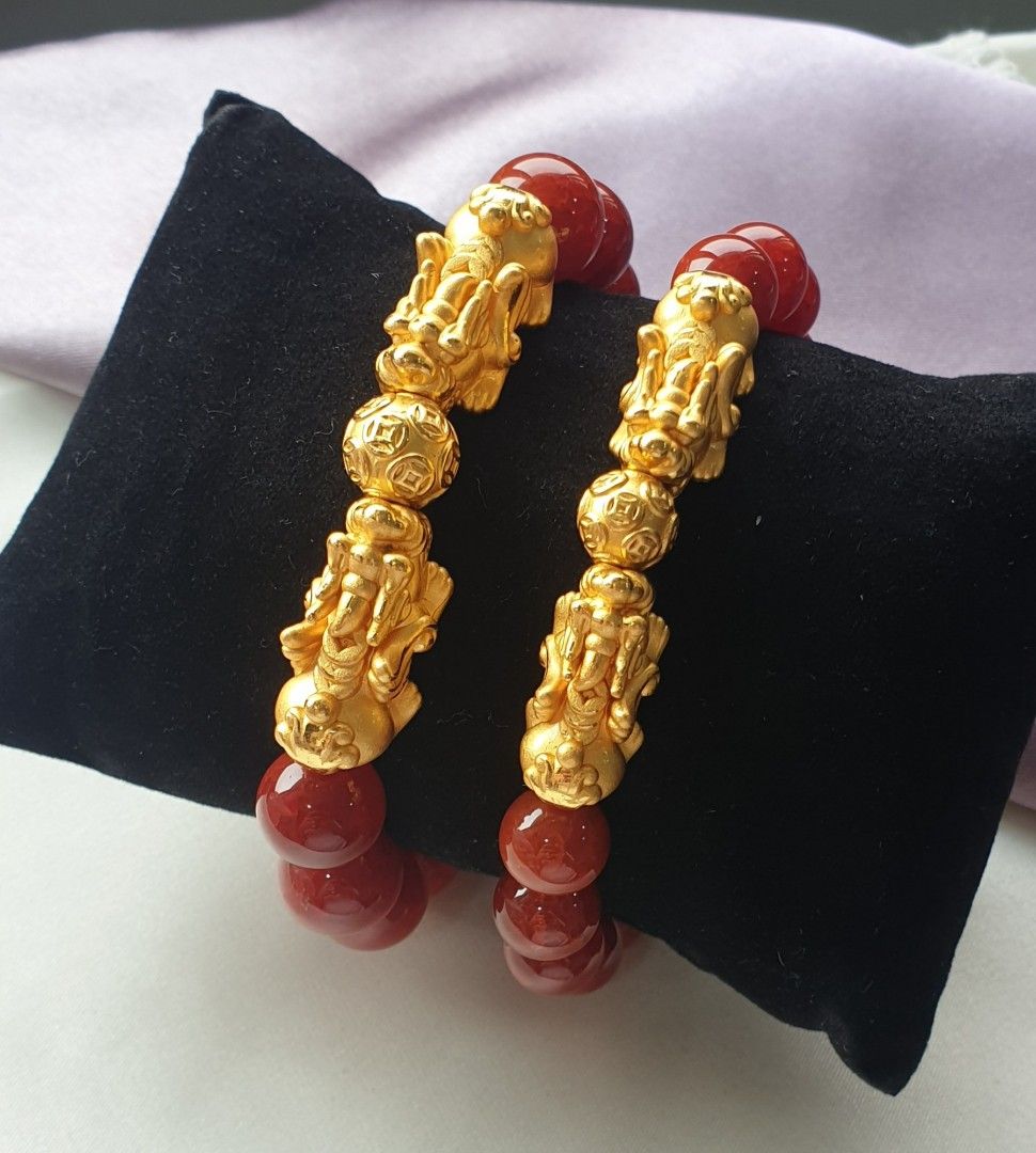 Red agate silver pixiu charm bracelet best sale