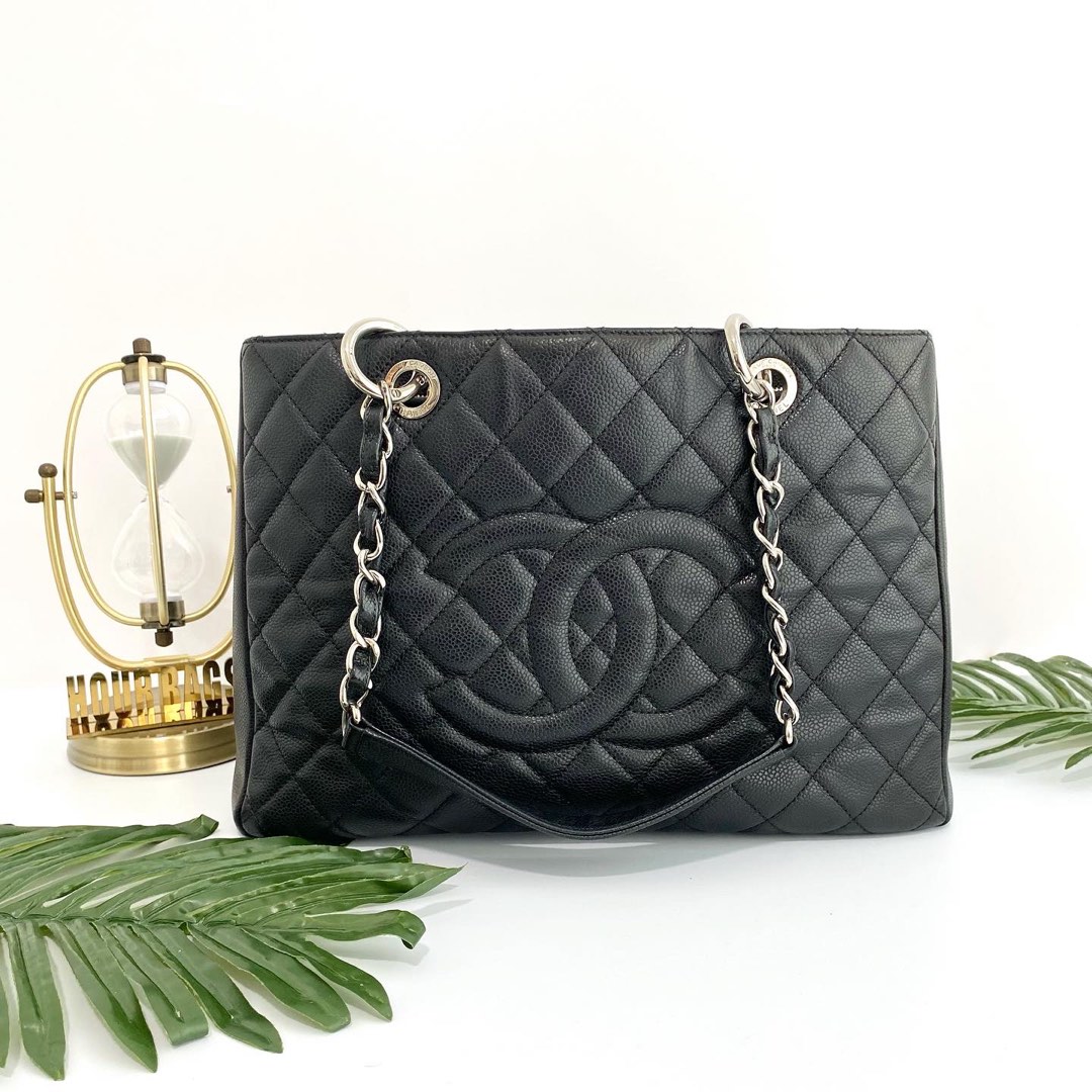 💯% Authentic Chanel Black Caviar Leather GST Bag With SHW, Luxury