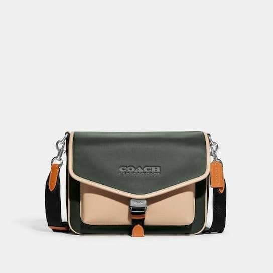 🇺🇲 Authentic Coach Charter Messenger Bag (Category: Luxury Bags & Wallets) located in Santa Cruz. Submitted by janelovebagswatchesshoesph (Listing ID 1226861089, Image 1). Description: .