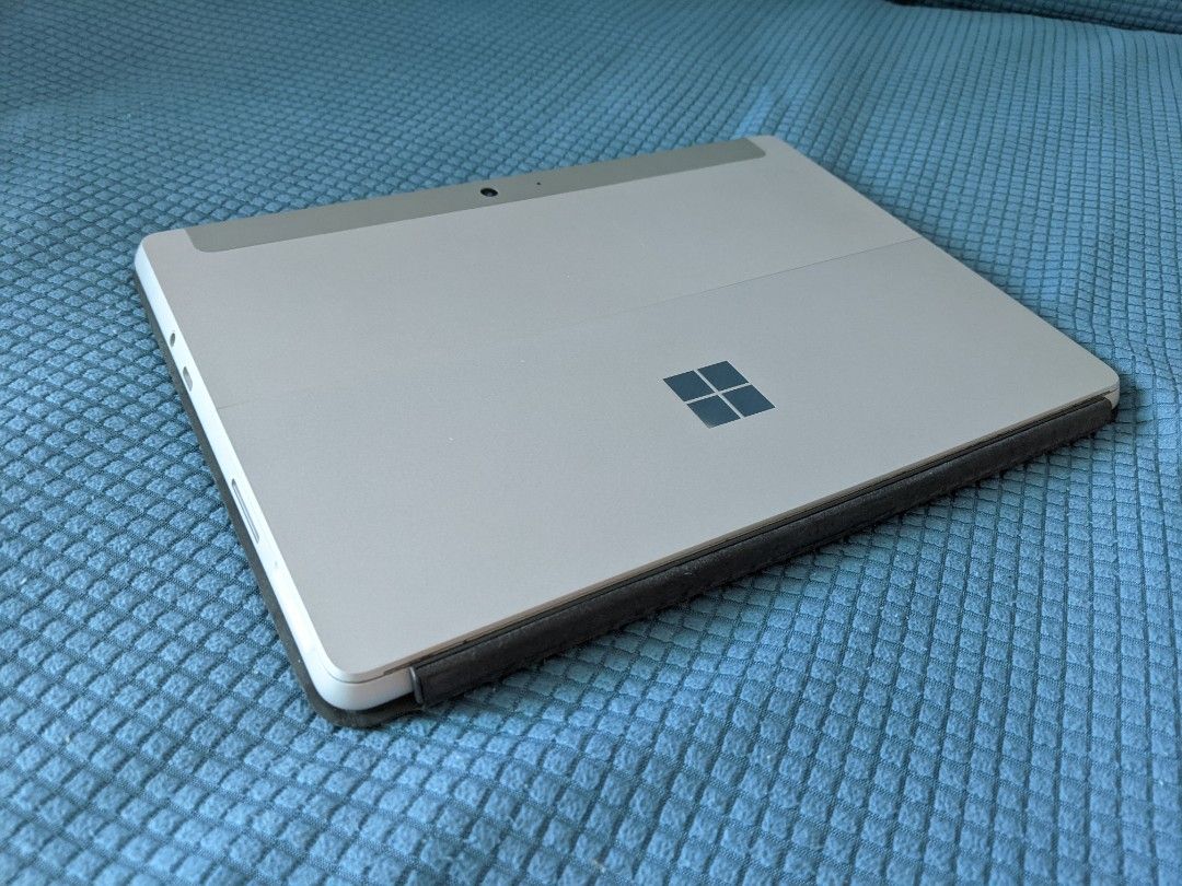 男女兼用 カジュアルウェア 美品 Surface Intel Pentium 4415Y 128GB