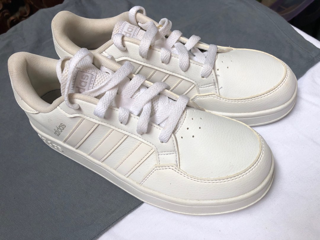ADIDAS ALL WHITE SHOES, Women's Fashion, Footwear, Sneakers on Carousell