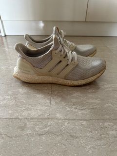 Adidas ultra boost hotsell white rainbow daytona