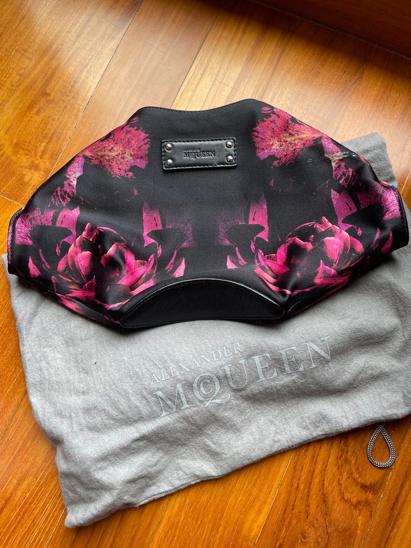 Alexander mcqueen sales pink clutch