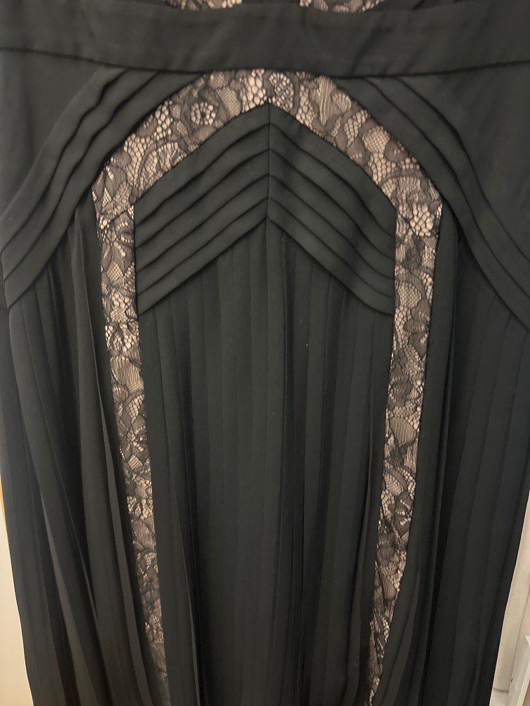 BCBG black dress, Women's Fashion, Dresses & Sets, Dresses on Carousell