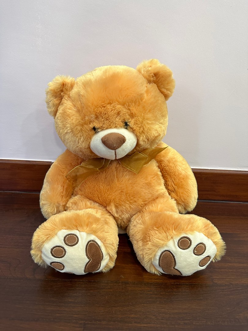 Big cuddly bear soft toy, Hobbies & Toys, Toys & Games on Carousell — free download