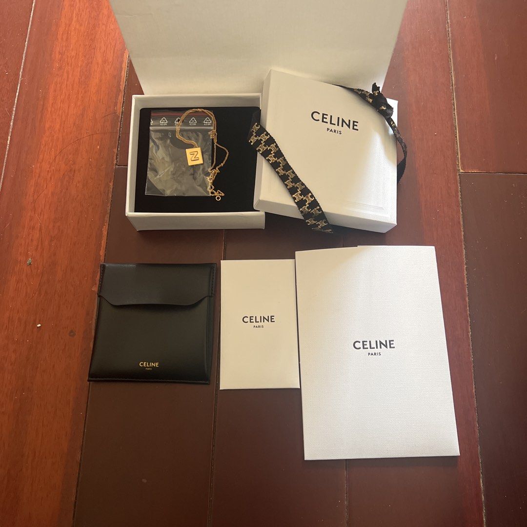 Celine alphabet n store