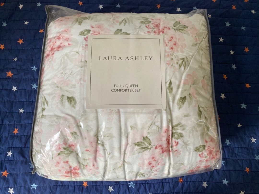 Brand New Laura Ashley Wisteria Comforter Bedding Set, Full/Queen, Pink
