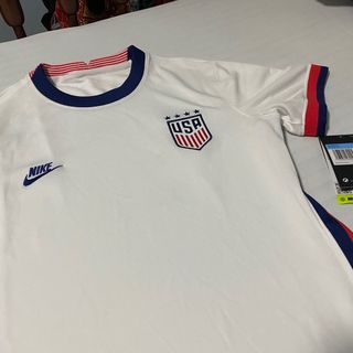 BRAND NEW Nike USA Women’s Socker Jersey