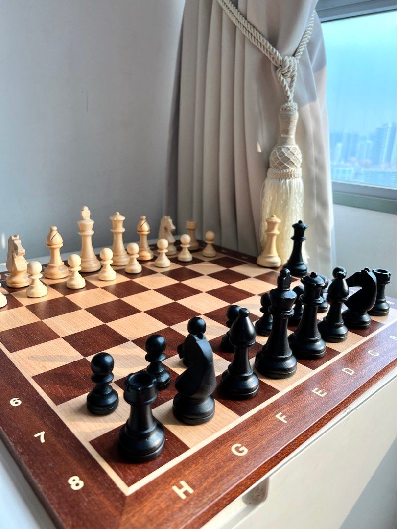 A&A Premium Triple Weighted Staunton Wooden Chess Pieces w/ 2 Extra Queen -  King Height 3 / 7.6cm