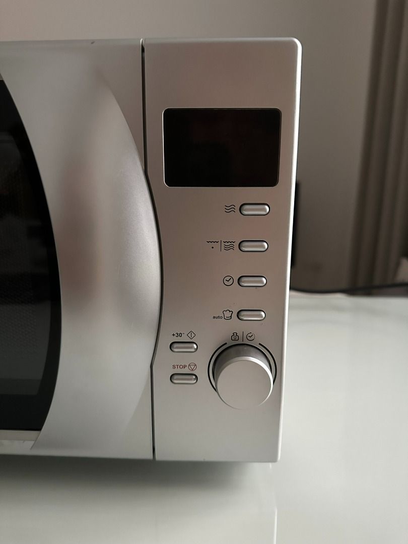 Candy 20L Microwave Oven With Grill (Silver) Excellent condition, TV