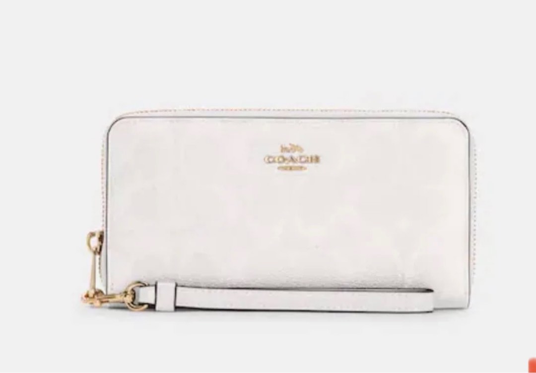 White shop coach wallet