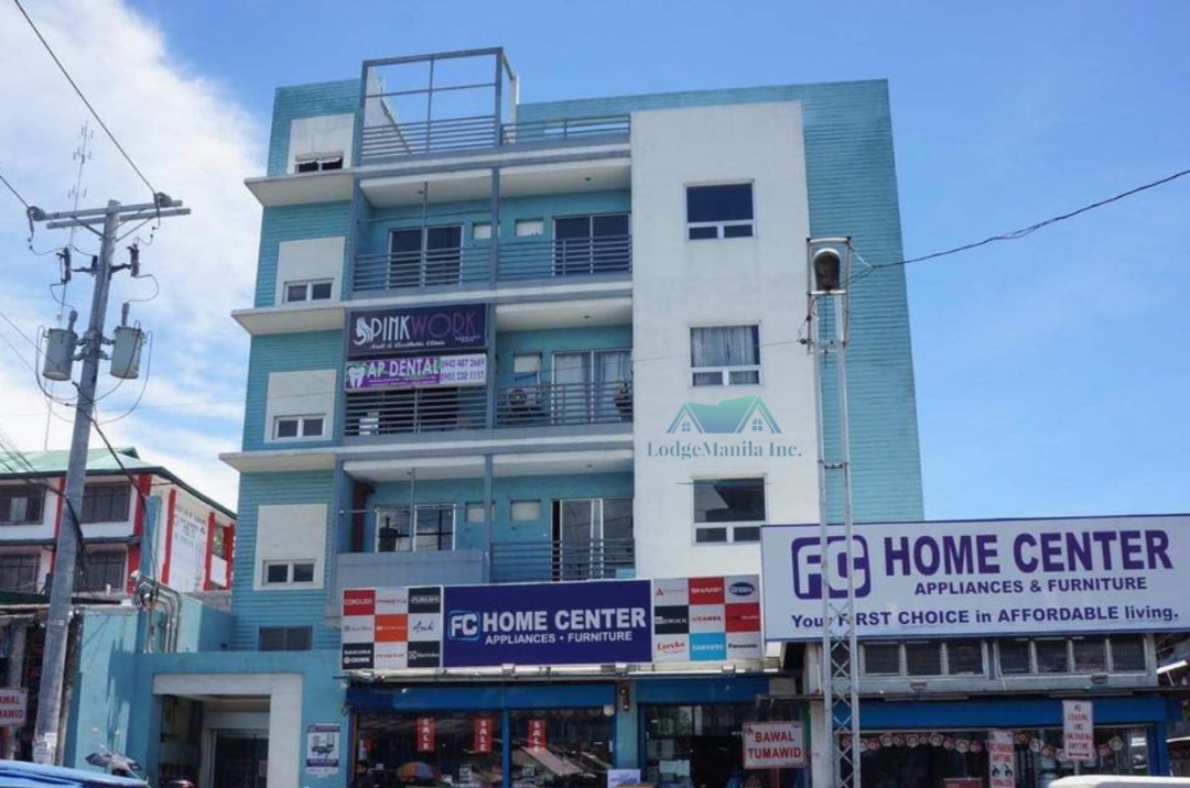Commercial space in Water fun Taguig City For sale whole building