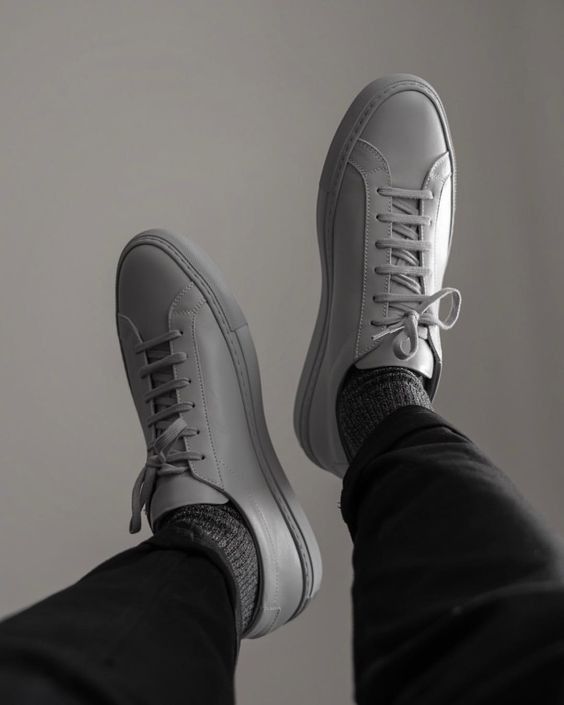 Common projects top achilles low grey