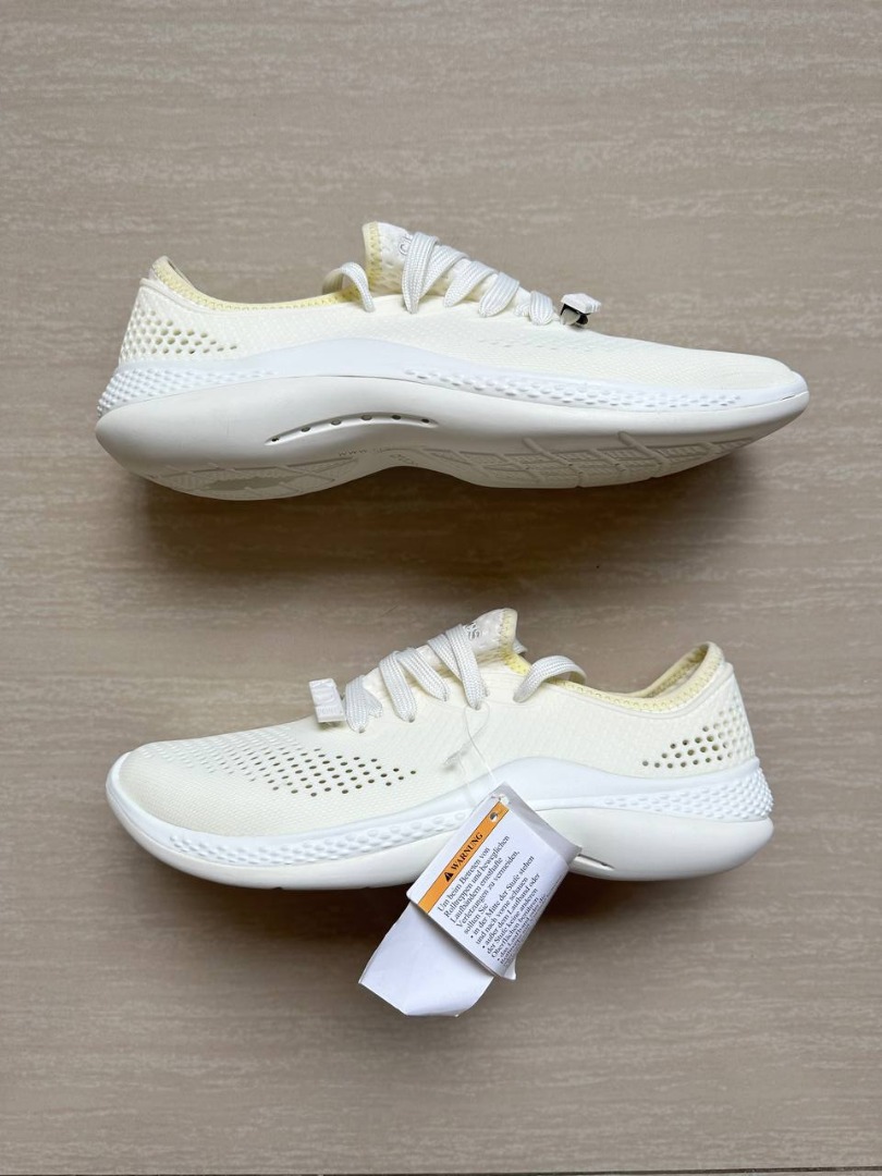 Crocs literide pacer almost white best sale