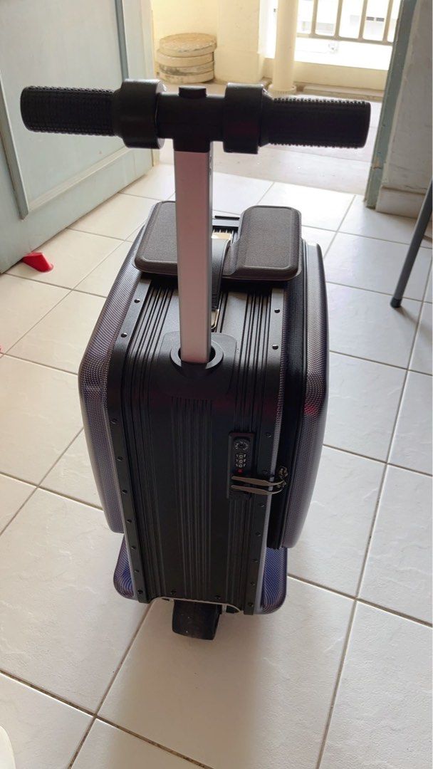 Electrical sitting mini Luggage, Hobbies & Toys, Travel, Luggage on