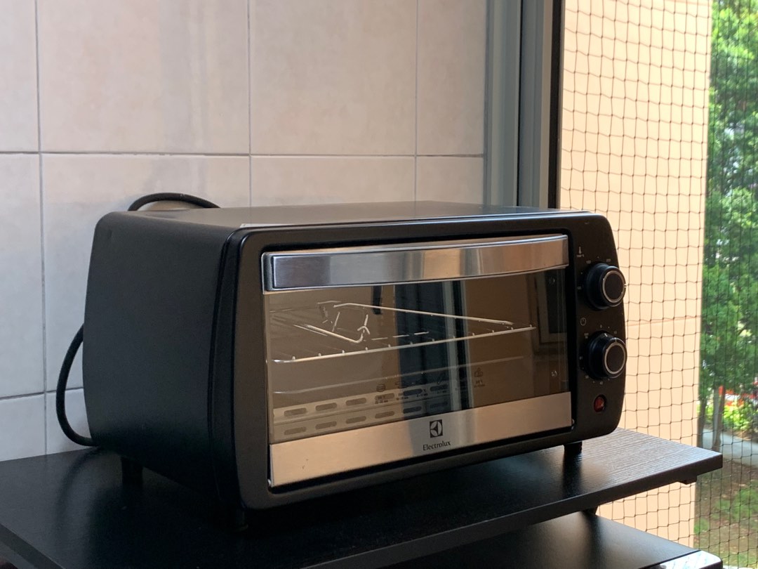 Electrolux EasyLine Oven Toaster (9L), TV & Home Appliances, Kitchen