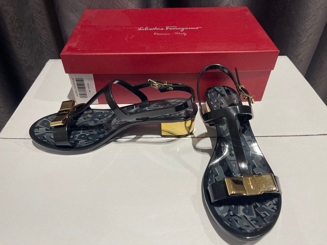 Ferragamo favilia hotsell