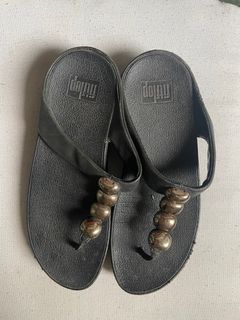 FitFlop black with studs