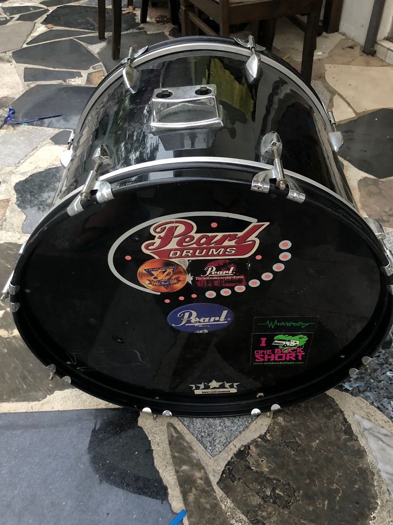 Floor tom and kick, Hobbies & Toys, Music & Media, Musical Instruments