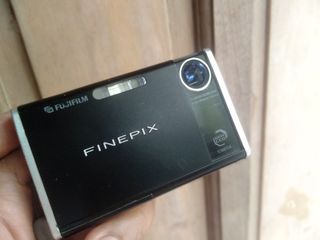 Fujifilm finepix Z1  super ccd 5MP