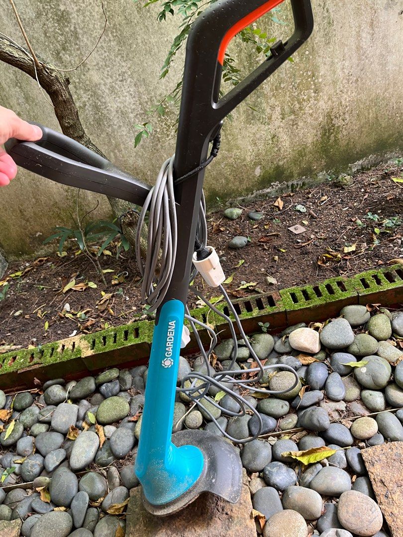 Gardena grass trimmer, Furniture & Home Living, Gardening, Gardening