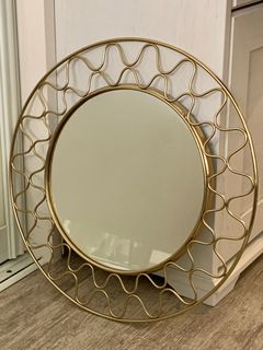 （分類：）位於 。 由 amzka 提交（商品編號 1226727482，圖片 1）。簡介： 。