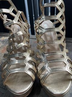 Gold heels bagus banget murah