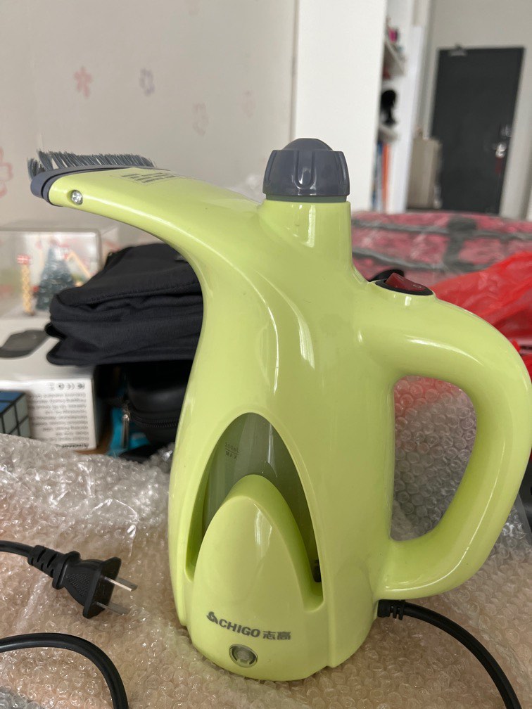 Handheld steamer, Furniture & Home Living, Cleaning & Homecare Supplies, Ironing Boards on Carousell