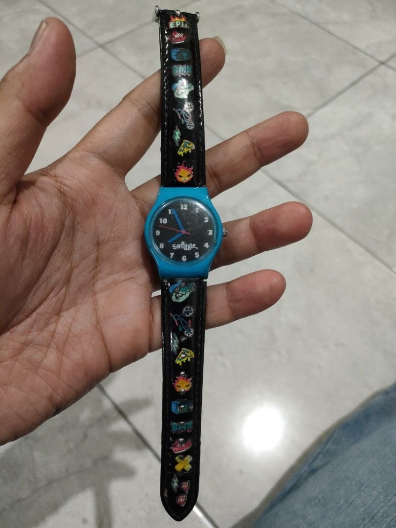 Smiggle shop jam tangan