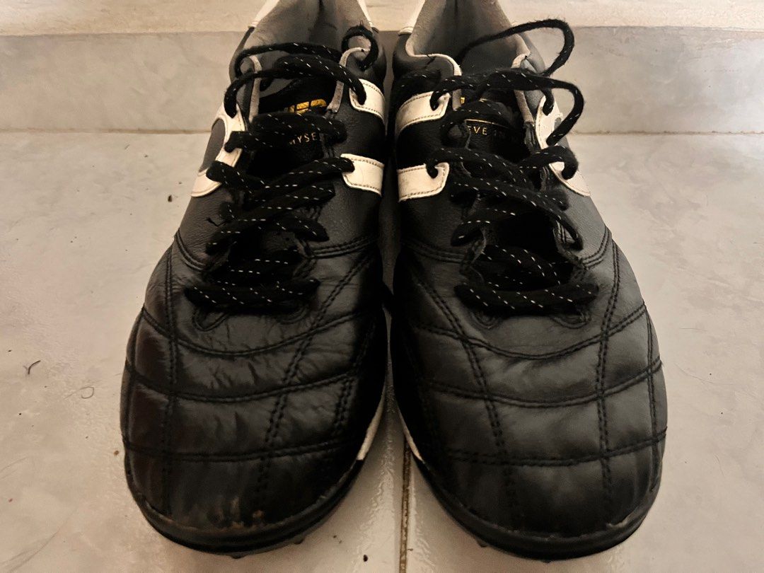 Kangaroo leather discount football boots
