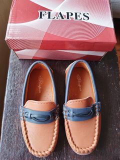 Kids loafers