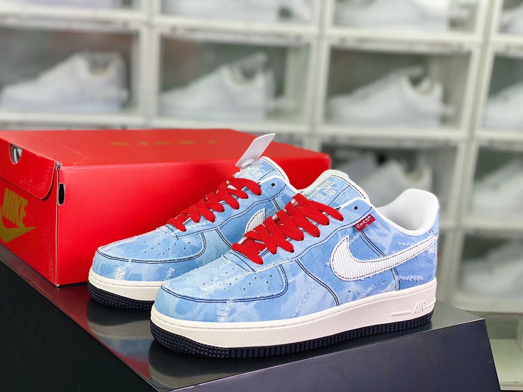 Levi's x Nike Air Force 1 07 Low