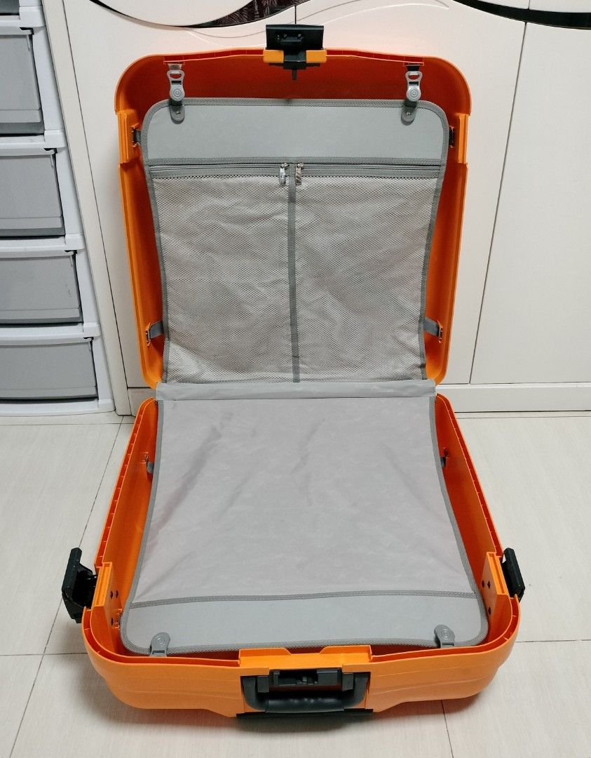 Lojel Luggage / Hard Case Luggage, Hobbies & Toys, Travel, Luggage on