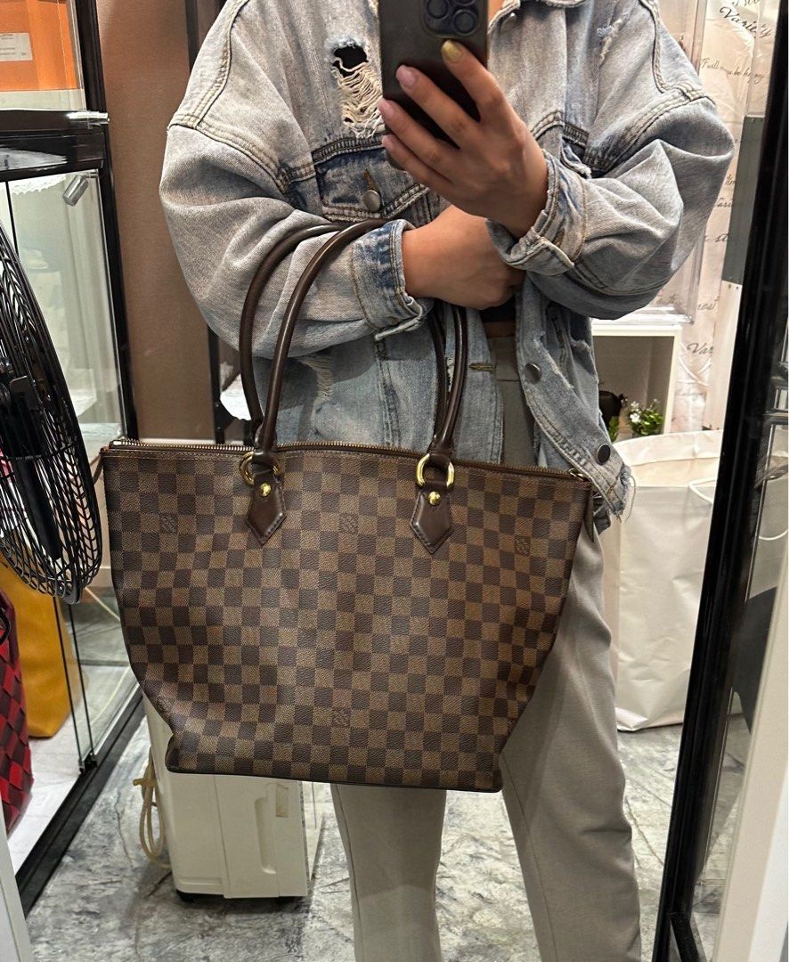 Louis Vuitton, Bags, Saleya Mm De