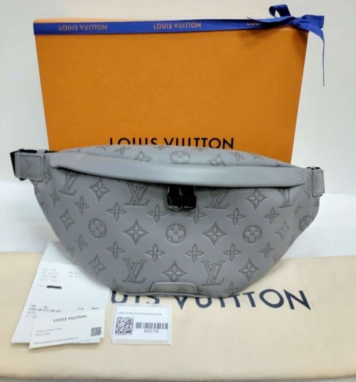 Louis Vuitton Discovery Discovery Bumbag (M46108)