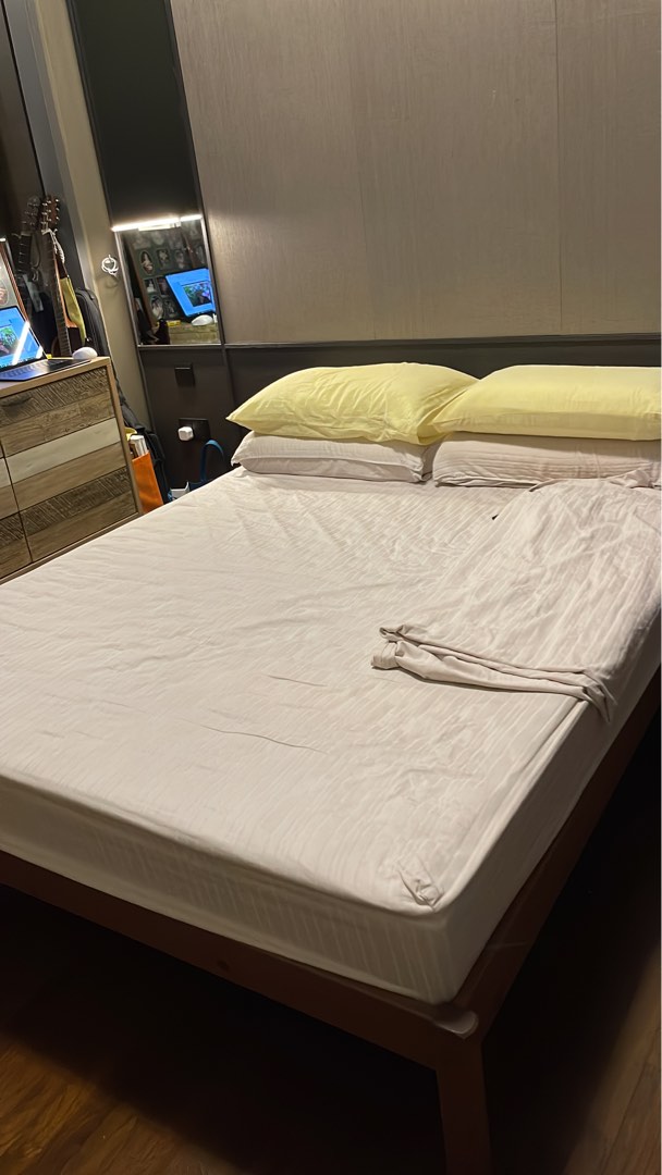 Mattress only, free to collect, Furniture & Home Living, Furniture, Bed