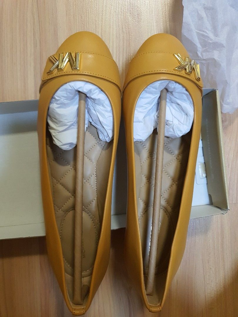 Michael kors shoes flats top