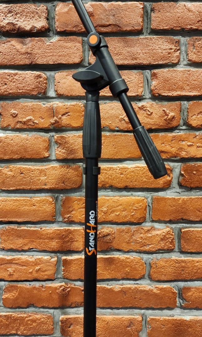 Microphone Stand, Guitar Amp Stand & Table Clamp Microphone Stand