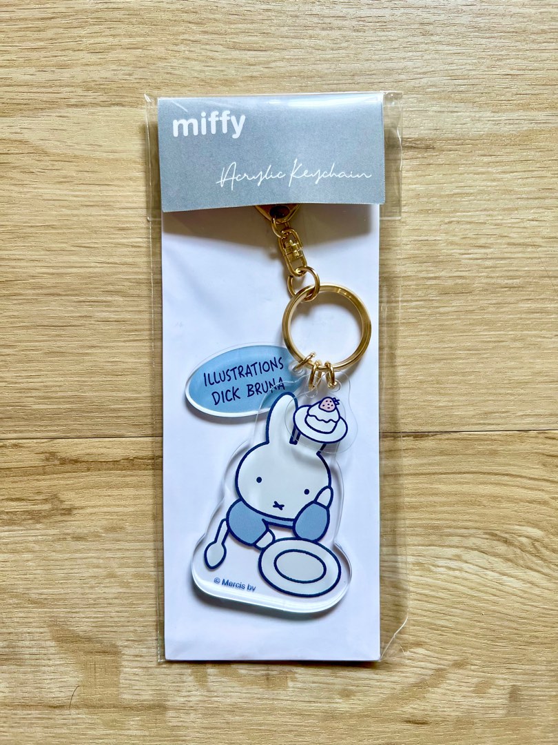 Miffy Acrylic Keychain, Made in Japan, Hobbies & Toys, Memorabilia ...